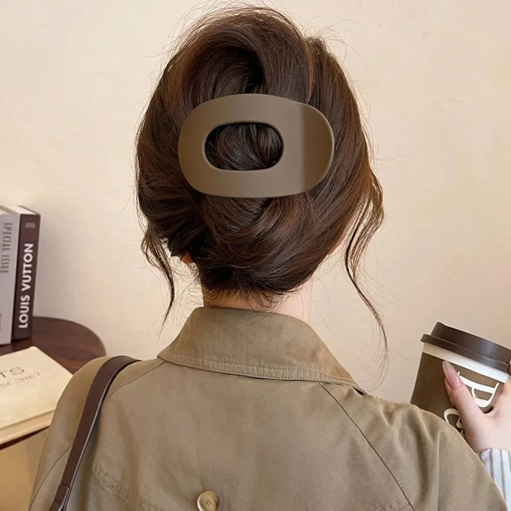 Oval Hair Claw Clip