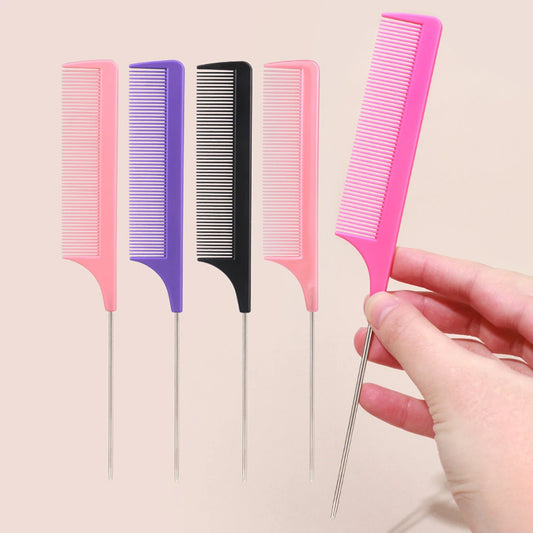 pointed tail comb