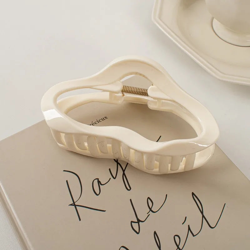 Hollow Hair Claws Clips